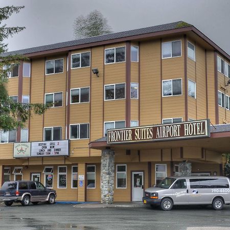 Frontier Suites Hotel In Джуно Экстерьер фото