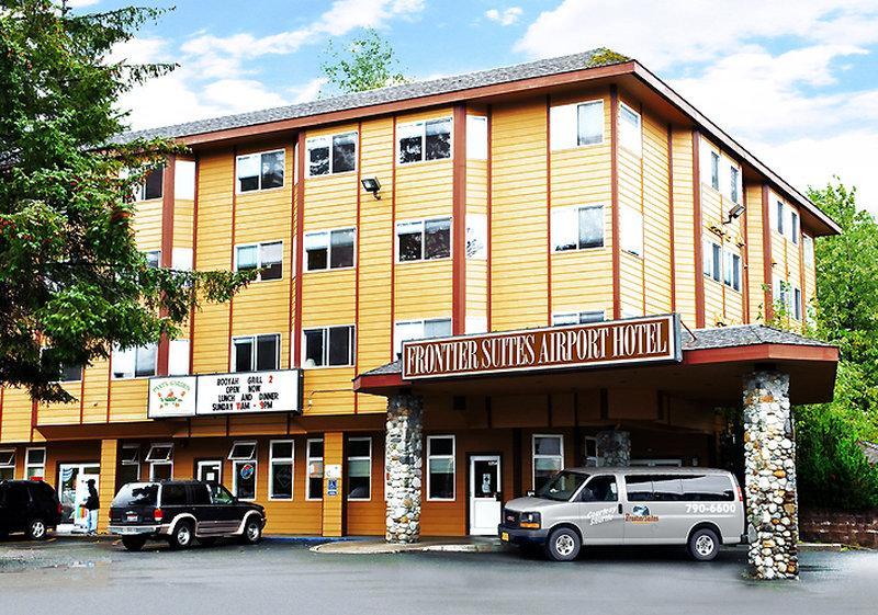 Frontier Suites Hotel In Джуно Экстерьер фото